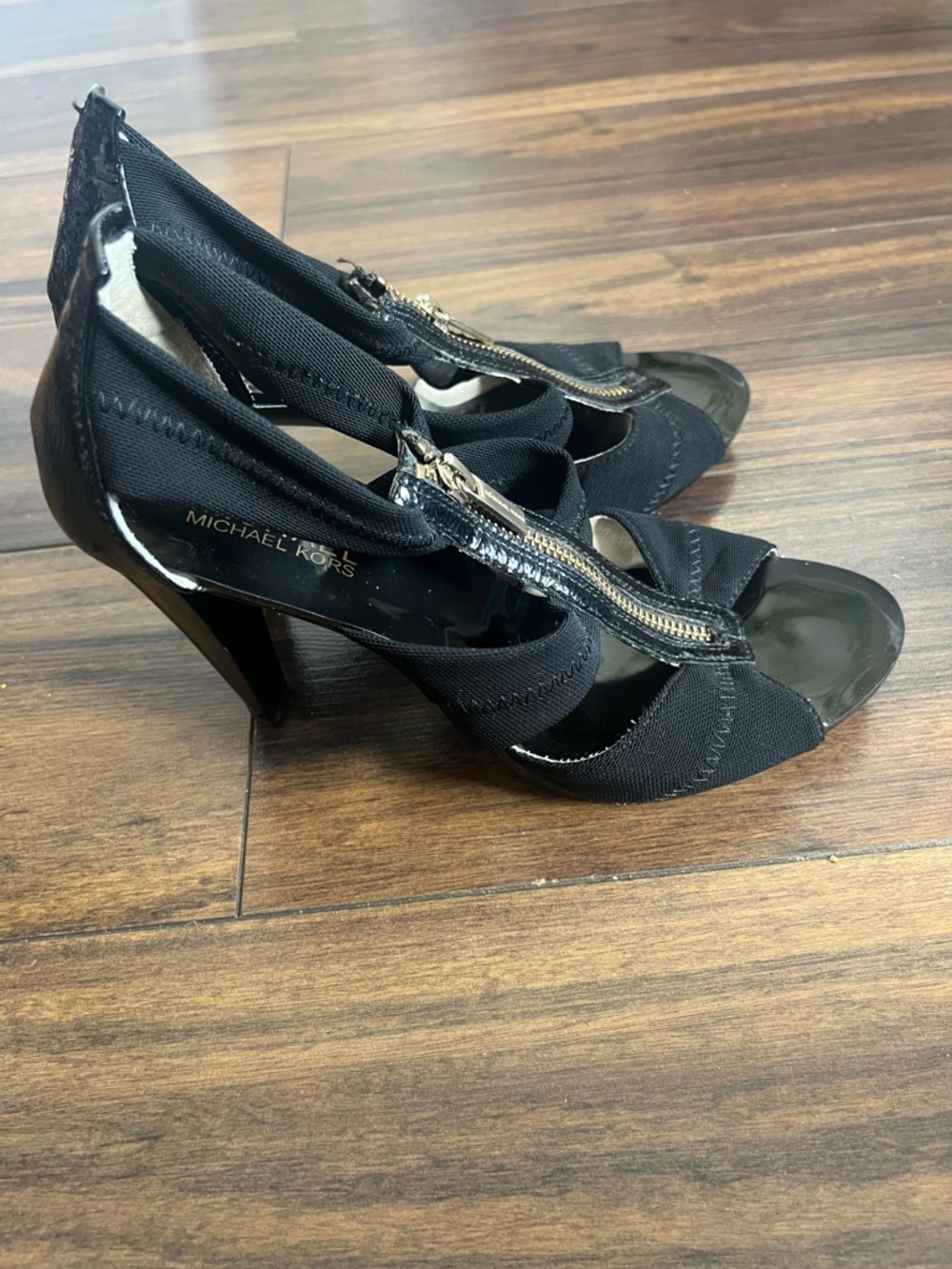 Michael Kors Black and Gold Front-Zip High Heel Sandals Sz 9 M - Picture 2 of 8
